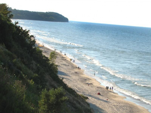 Chłapopwo - określane dzielnicą Władysławowa , stanowi jednak odrębną miejscowość - widok na plażę z urwiska z urwiska gdzie ma swój początek KLIF zwany - Perłą Północy