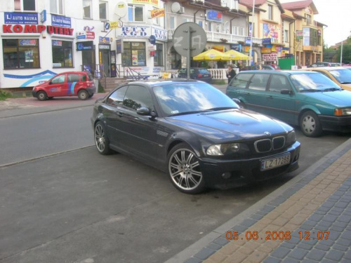 BMW M3 Coupe. Należy do właściciela firmy komputerowej