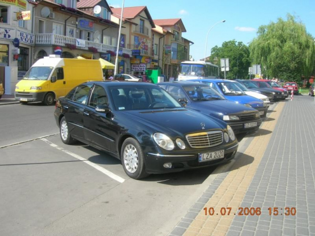 Mercedes E