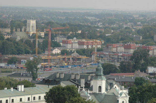 Zdjęcia Lublina z Wieży Trynitarskiej - Budowa centrum budownictwa GALA; po lewo kosciół AVE. #Lublin