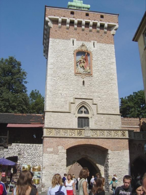 Brama Floriańska, figrua swiętego Floriana #Kraków #Miasto #Wawel #Sukiennice