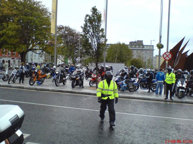 zjazd dawców organów w centrum Galway :-) było głosno, ciasno i ciemno ;-)