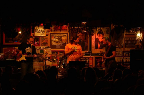 Koncert Bang BONG! Blues
w Muzycznej Owczarni
09.09.2006 #Koncert #MuzycznaOwczarnia