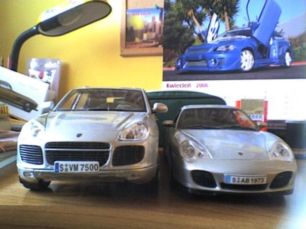 Przód Porsche Cayenne Turbo oraz 911 Carrera 4S (996) #carrera #cayenne #maisto #model #porsche #turbo