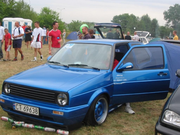 Foto by MareQ member of VW-Cult.pl #Rusocin #Tunning #Golf #Polo #Caddy #Zloty #Spot #Volkswagen #VWMania