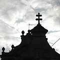 klasztor w chmurach