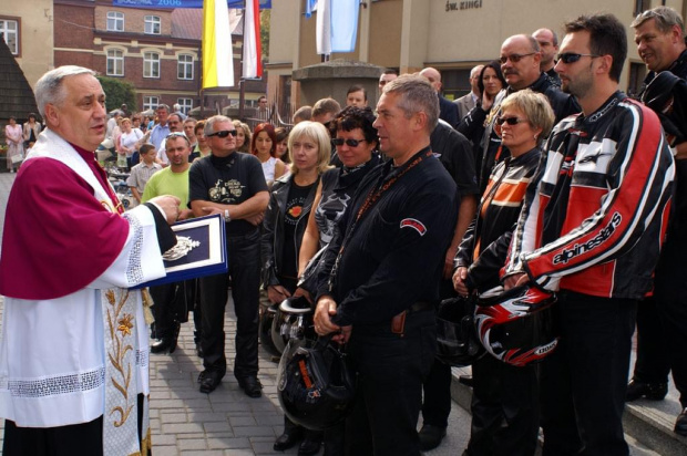 Motocyklowa Msza Święta na zakończenie sezonu - Bochnia 2006 #Bochnia #harley #motocykl #msza