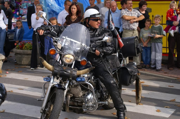 Motocyklowa Msza Święta na zakończenie sezonu - Bochnia 2006 #Bochnia #harley #motocykl #msza