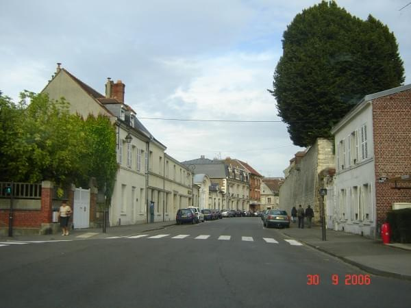 Compiegne - ulice poza centrum