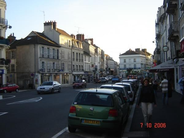 Fontainebleau - ulice w centrum