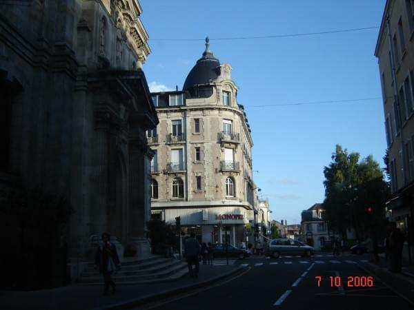 Fontainebleau - ulice w centrum