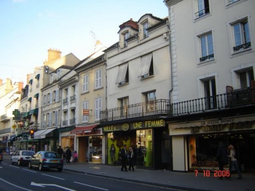 Fontainebleau - ulice w centrum