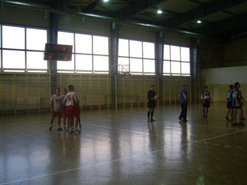 Towarzyski mecz Unia Nowa Sarzyna - SS Dolyna (Ukraina) 1 : 4 na hali MOSiR w NOwej Sarzynie dn.07.10.2006