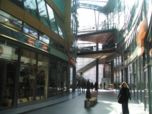 ładnie wykonane centrum handlowe, połączone z kasynem i multi kinem #Leipzig #Niemcy #centrum