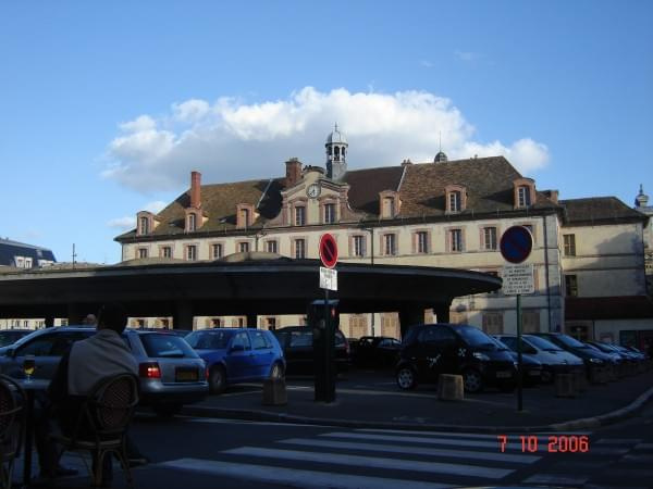 Fontainebleau - ulice w centrum