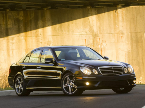 Mercedes E63 AMG