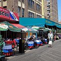 Brighton Beach - dzielnica rosyjska. Proszę bardzo, i nawet restauracja Moskwa znalazła się tu na molo nad Atlantykiem