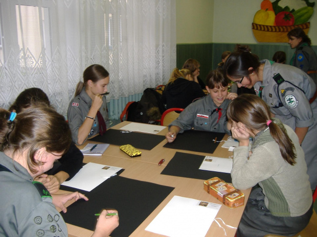 Kurs zastępowych WITRAŻ 2006 - prawie 25 dziewczyn, które chcą być wodzem, wzorem i starszą siostrą...