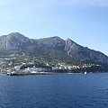 Capri a na niej Monte Solaro (589 m n.p.m.)