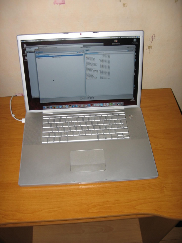 #apple #imac #macbook #powerbook #ibook #grudziądz #grudziadz #wirus0 #wirus