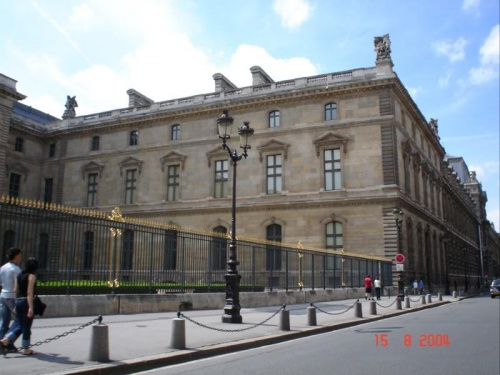 Paris I (1. dzielnica Paryża) - muzeum Louvre