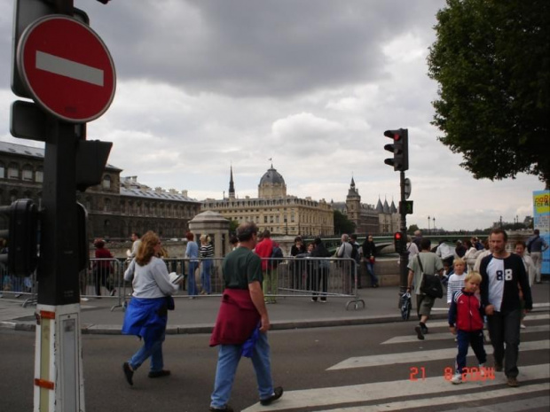 Paris IV (4. dzielnica Paryża) - merostwo (F - Hôtel de Ville)