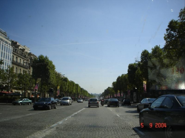 Paris VIII (8. dzielnica Paryża) - Pola Elizejskie (F - Champs-Élysées)