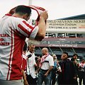 Zdjęcia z wyjazdu do Cardiff na mecz Walia - Polska, rok 2001.