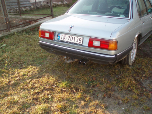 BMW735