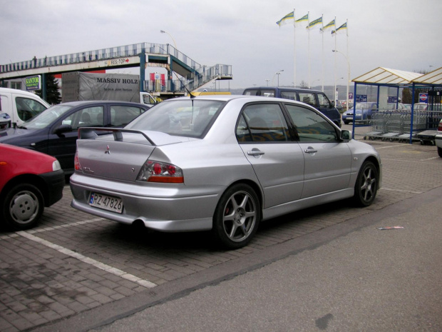 Mitsubishi Lancer Evo