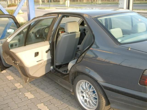 bmw 318i