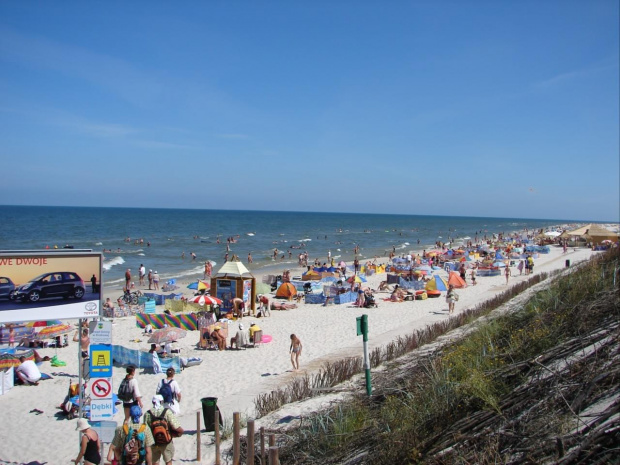 Zatłoczone plaże w Białogórze