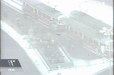 Specjalne wydanie głównych "Wiadomości" 13 grudnia 2006 roku - 25. rocznica ogłoszenia stanu wojennego.
www.TVPmaniak.tv.pl #tvp #tvp1 #wiadomości #gawryluk #dorota #StanWojenny #tvpmaniak