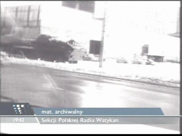 Specjalne wydanie głównych "Wiadomości" 13 grudnia 2006 roku - 25. rocznica ogłoszenia stanu wojennego.
www.TVPmaniak.tv.pl #tvp #tvp1 #wiadomości #gawryluk #dorota #StanWojenny #tvpmaniak