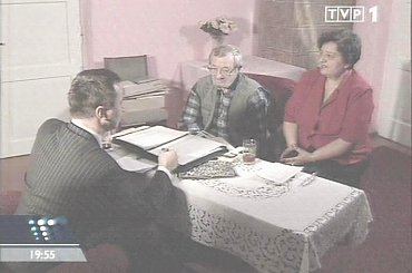 Specjalne wydanie głównych "Wiadomości" 13 grudnia 2006 roku - 25. rocznica ogłoszenia stanu wojennego.
www.TVPmaniak.tv.pl #tvp #tvp1 #wiadomości #gawryluk #dorota #StanWojenny #tvpmaniak