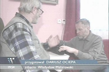 Specjalne wydanie głównych "Wiadomości" 13 grudnia 2006 roku - 25. rocznica ogłoszenia stanu wojennego.
www.TVPmaniak.tv.pl #tvp #tvp1 #wiadomości #gawryluk #dorota #StanWojenny #tvpmaniak
