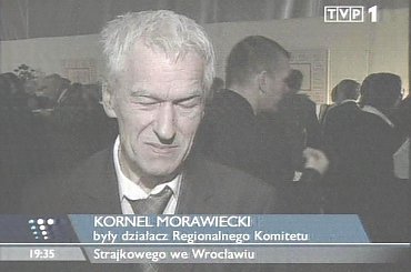 Specjalne wydanie głównych "Wiadomości" 13 grudnia 2006 roku - 25. rocznica ogłoszenia stanu wojennego.
www.TVPmaniak.tv.pl #tvp #tvp1 #wiadomości #gawryluk #dorota #StanWojenny #tvpmaniak