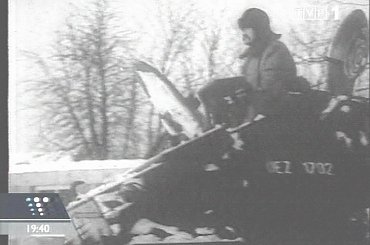 Specjalne wydanie głównych "Wiadomości" 13 grudnia 2006 roku - 25. rocznica ogłoszenia stanu wojennego.
www.TVPmaniak.tv.pl #tvp #tvp1 #wiadomości #gawryluk #dorota #StanWojenny #tvpmaniak