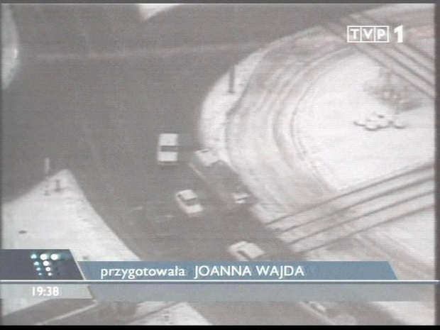 Specjalne wydanie głównych "Wiadomości" 13 grudnia 2006 roku - 25. rocznica ogłoszenia stanu wojennego.
www.TVPmaniak.tv.pl #tvp #tvp1 #wiadomości #gawryluk #dorota #StanWojenny #tvpmaniak