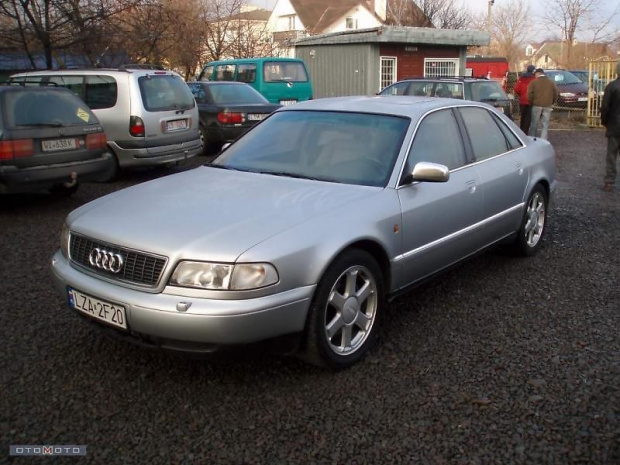 Audi S8 4.2 Quatro 420KM