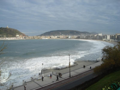 Donostia / San Sebastián - przepiękna stolica Baskonii, oddalona od Francji zaledwie 15km. Ale bym chciał tam mieszkać !