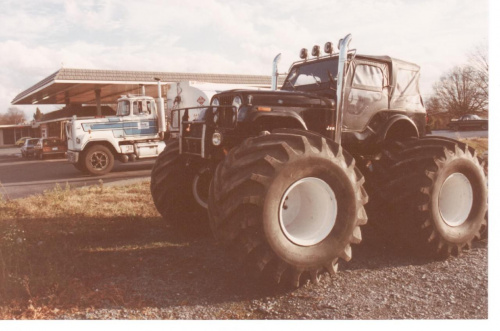 Jeep CJ "Big Foot"