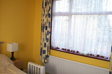 #BEDROOM2