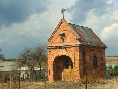 Bałtów - kapliczka z przełomu XIX i XX wieku.