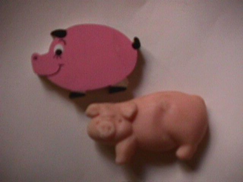 bonusowa różowa świnka z magnesem oraz różowa świnka mydełko