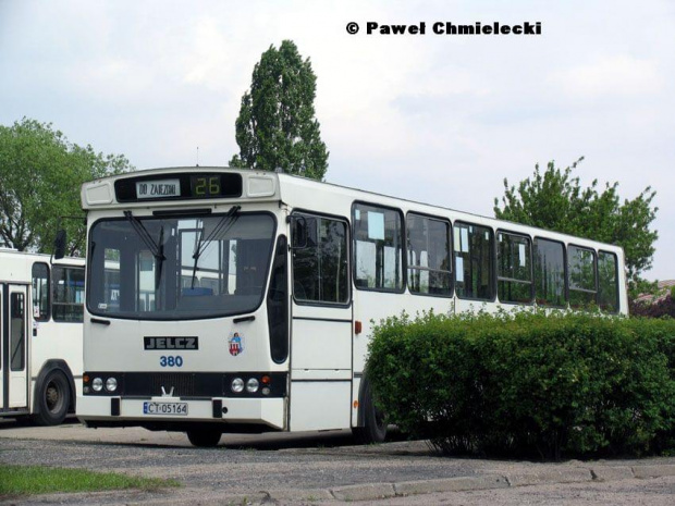 Autobus JELCZ PR 110M podczas kursu do zajezdni
-----------
fot-Paweł Chmielecki