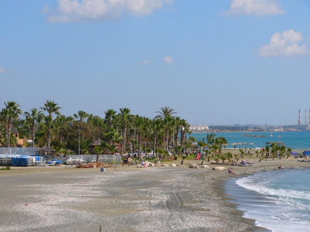 Pół dzika cypryjska plaża :)