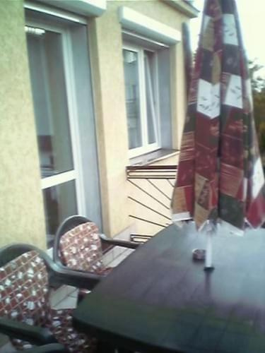 DOMKI LETNISKOWE I POKOJE Z ŁAZIENKAMI OSOBNE WEJSCIA TEL. 607716273 , 054-2835901